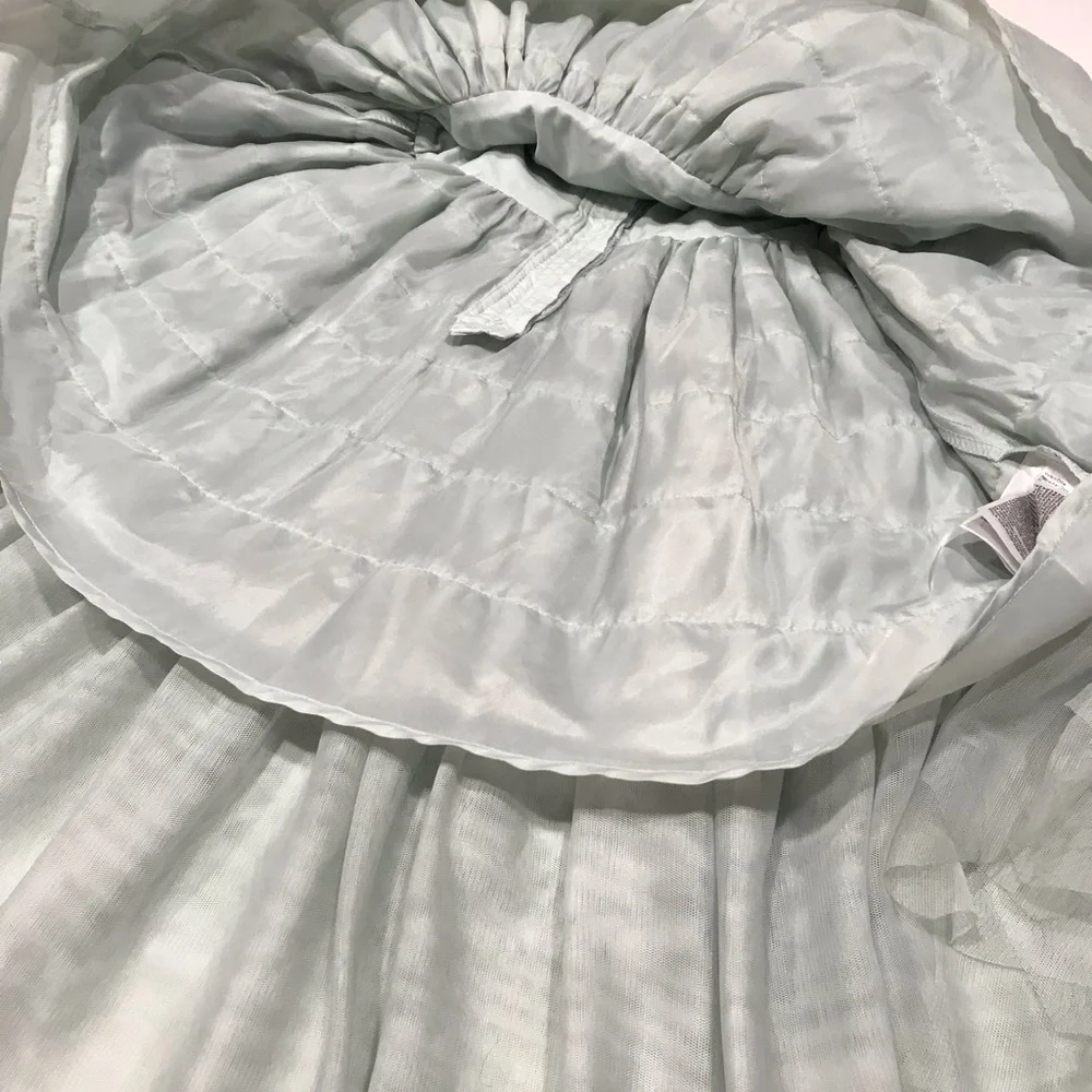 ☀️H&M Girl’s Pale Green Sequined Hi Low Dress, 5-6 yrs